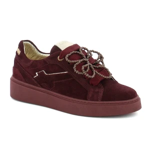 Bordowe sneakersy zamszowe CARINII B10470-T90-000-000-G81