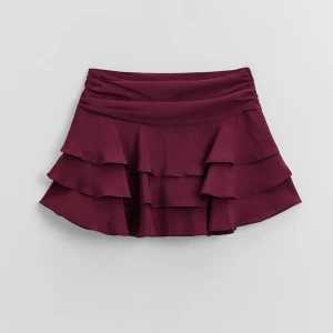 Bordowe spódnico-spodenki z falbankami i modalem w składzie House