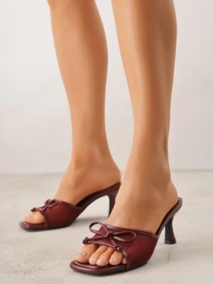 Bordowo-Czerwone Klapki na Szpilce z Siateczkową Cholewką i Kokardą Brefia