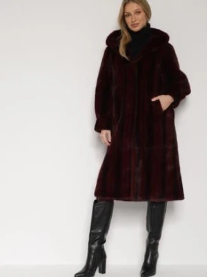 Bordowy Płaszcz Futerko w Pionowy Wzór z Kapturem Cahroris