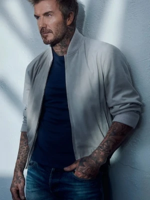 BOSS kurtka bomber zamszowa BECKHAM X BOSS kolor beżowy przejściowa 50549074