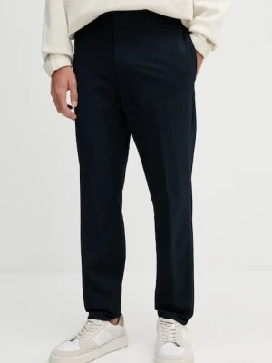 BOSS spodnie męskie kolor granatowy w fasonie chinos 50543570