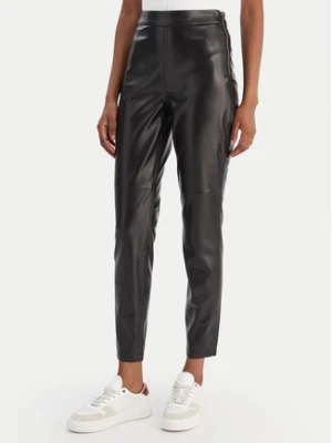 BOSS Spodnie z imitacji skóry C_Taskin 50551469 Czarny Slim Fit