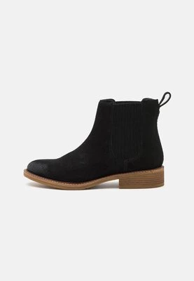 Botki Clarks