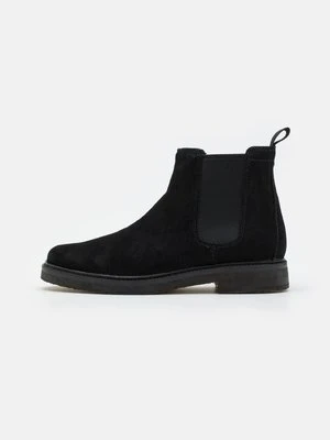 Botki Clarks