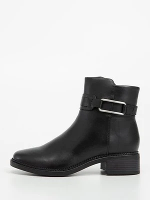 Botki Clarks