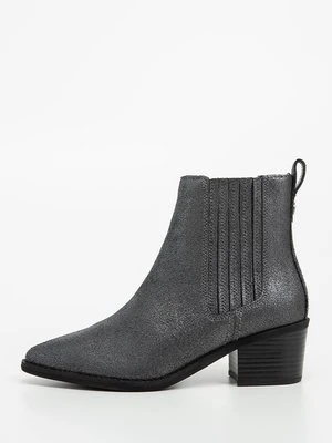 Botki Clarks