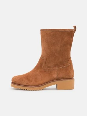 Botki Clarks