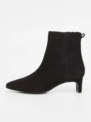 Botki Clarks