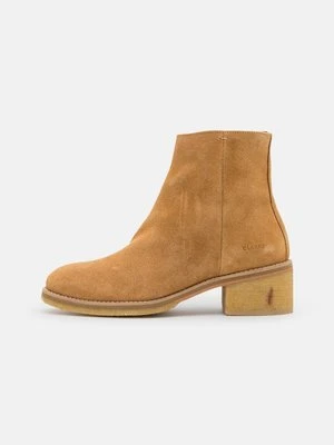 Zdjęcie produktu Botki Clarks Originals