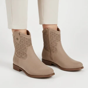 Botki damskie S.Barski, cholewka z materiału ażurowe wykończenie krótka cholewka fason zapinany na suwak pętla z tyłu stabilna niska podeszwa prosta