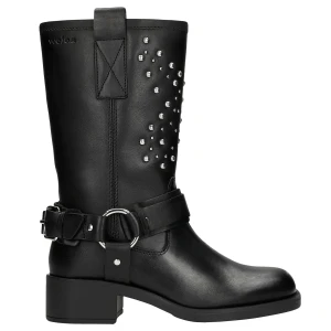 Czarne skórzane botki typu bikery z nitami na cholewce 55251-51 Wojas