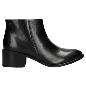 Czarne skórzane botki damskie z niska cholewka 55351-51 Wojas