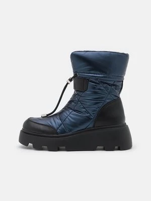 Botki DeeZee