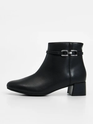Botki do kostki Clarks czarny