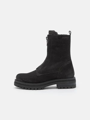 Botki Esprit