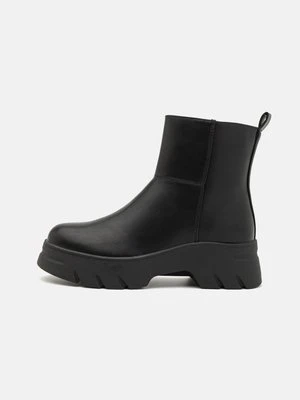 Botki Even&Odd Wide Fit