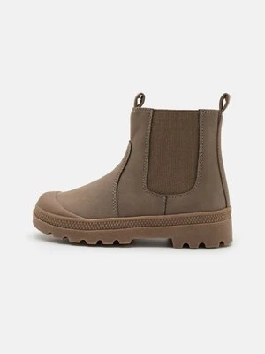 Botki Friboo