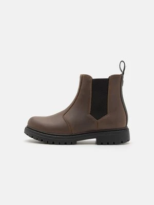 Botki Guess