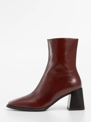 Zdjęcie produktu Botki Jeffrey Campbell