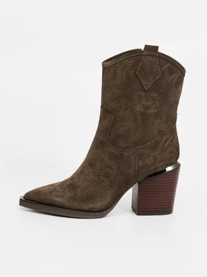 Botki kowbojki i motocyklowe Alma en Pena