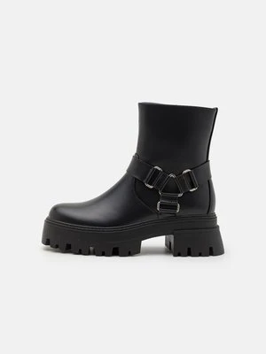 Botki kowbojki i motocyklowe Even&Odd