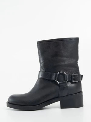 Botki kowbojki i motocyklowe Jonak