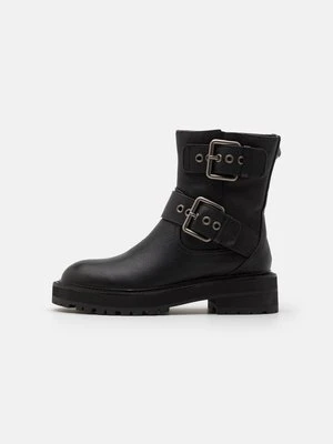 Botki kowbojki i motocyklowe Kurt Geiger London