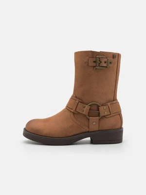 Botki kowbojki i motocyklowe mtng