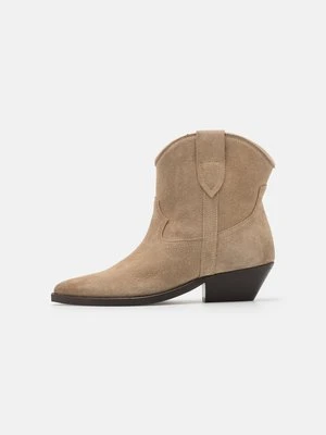 Botki kowbojki i motocyklowe Pavement