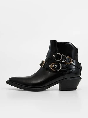 Botki kowbojki i motocyklowe pinko