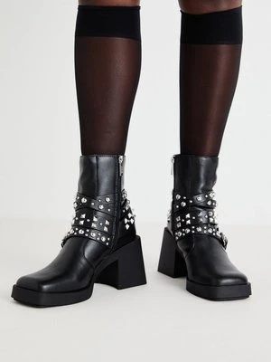 Botki kowbojki i motocyklowe Steve Madden