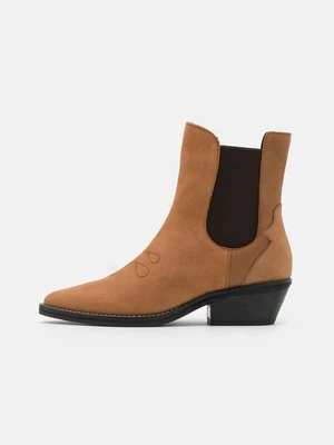 Botki kowbojki i motocyklowe Superdry & Co