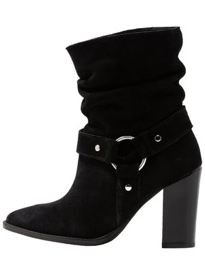 Botki kowbojki i motocyklowe Zign