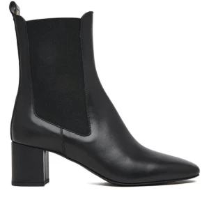 Botki LOVE MOSCHINO JA21085G0NIA0000 Czarny