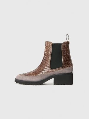 Botki melvin & hamilton