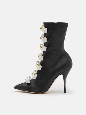 Botki Moschino