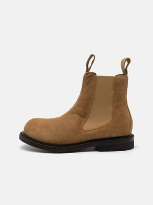 Botki Moschino