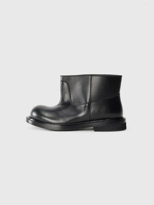 Botki Moschino