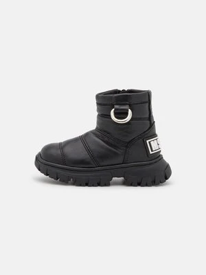 Botki MSGM