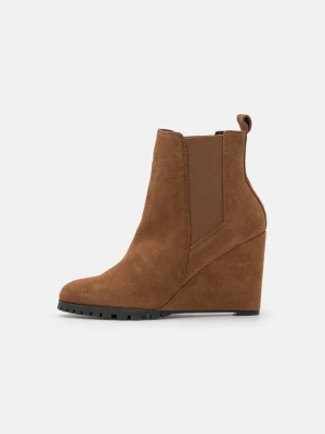 Botki na koturnie Anna Field By Zalando brązowy