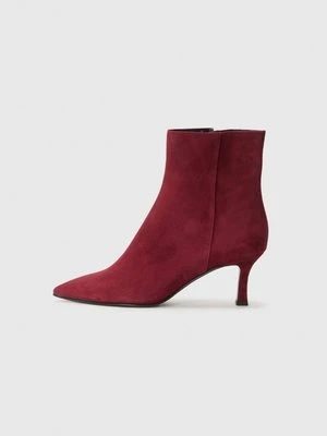 Botki na koturnie Kennel + Schmenger