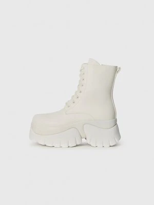 Botki na koturnie Koi Footwear