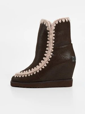 Botki na koturnie Mou