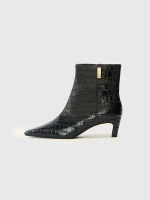 Botki na koturnie Tommy Hilfiger