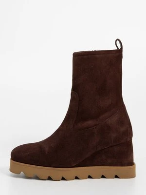 Botki na koturnie Unisa