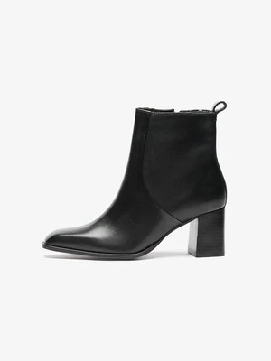 Botki na koturnie Zign