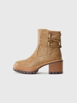 Zdjęcie produktu Botki na obcasie Anna Field Wide Fit