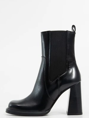 Botki na obcasie Bronx