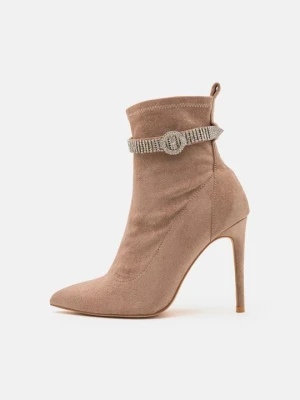 Botki na obcasie DeeZee khaki